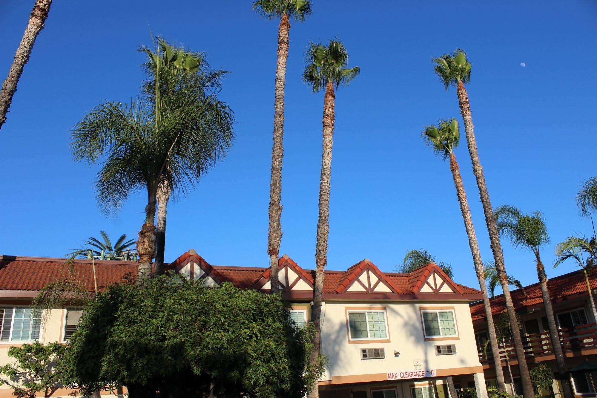 Garden Inn San Gabriel Esterno foto